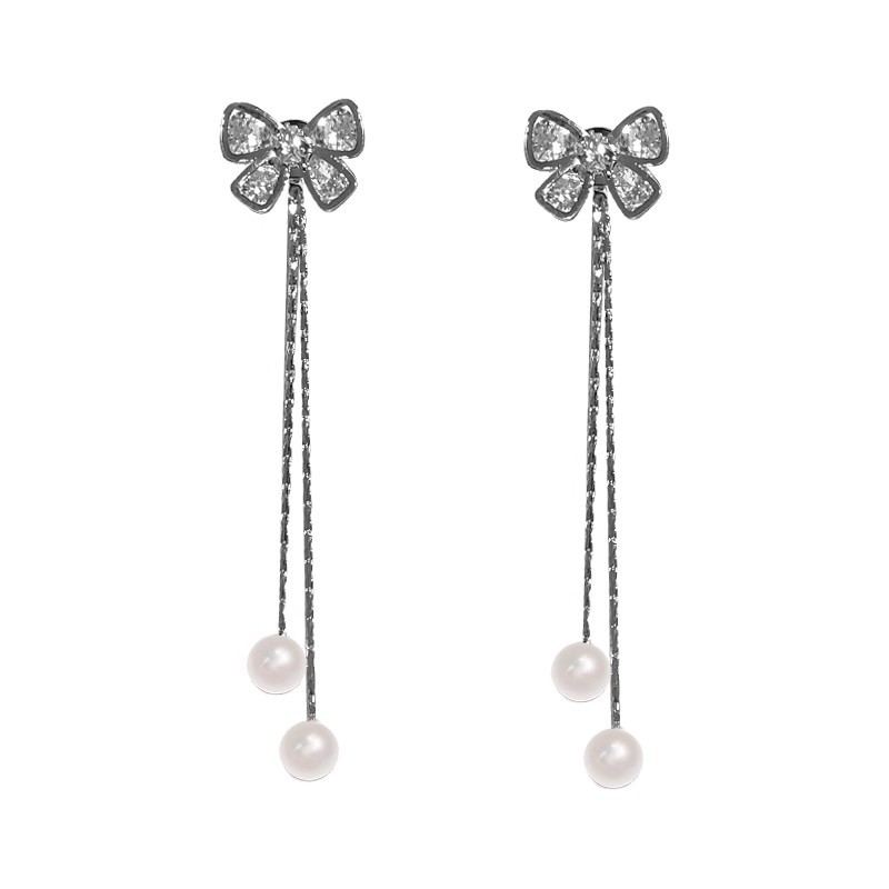 Super fairy long butterfly zircon tassel stud earrings, high-end and versatile, with a niche design sense. Wholesale of earrings and accessories Item Picture