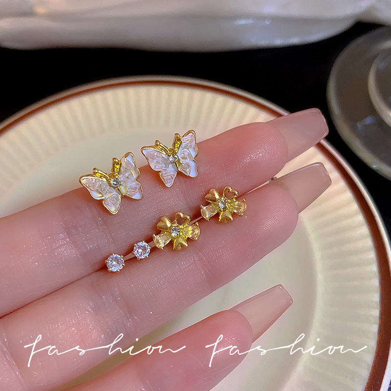 Six-piece set of micro-inlaid butterfly flower stud earrings for women, small, exquisite and simple earrings, stylish and versatile accessories full figure