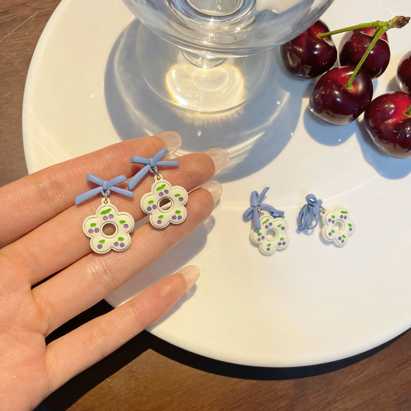 925 Silver needle purple bow flower stud earrings, sweet and cute Japanese and Korean style, niche design sense earrings and earrings full figure