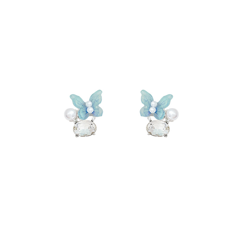 Blue butterfly pearl stud earrings are a light luxury, niche, high-end, exquisite, fashionable and elegant earring accessory for women, a fresh and delicate look Item Picture