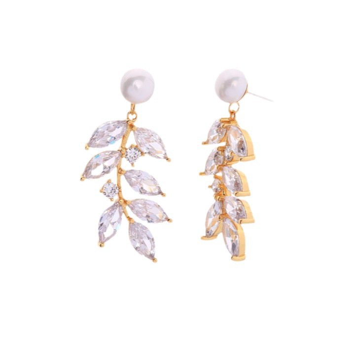 Super Flash Zircon tassel wheat ear pearl earrings, women's light luxury, niche design sense, high-end stud earrings, fashionable and exquisite earrings Item Picture