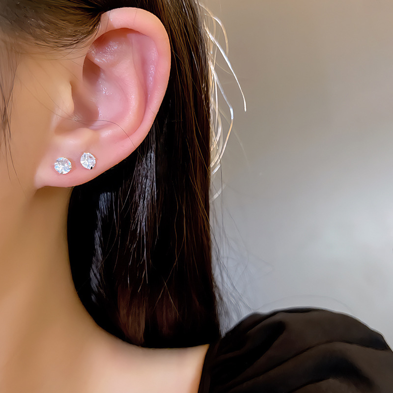 Small and fashionable zircon stud earrings, simple and cold style silver needle earrings, new trendy and fashionable commuting earrings for women Specification drawing