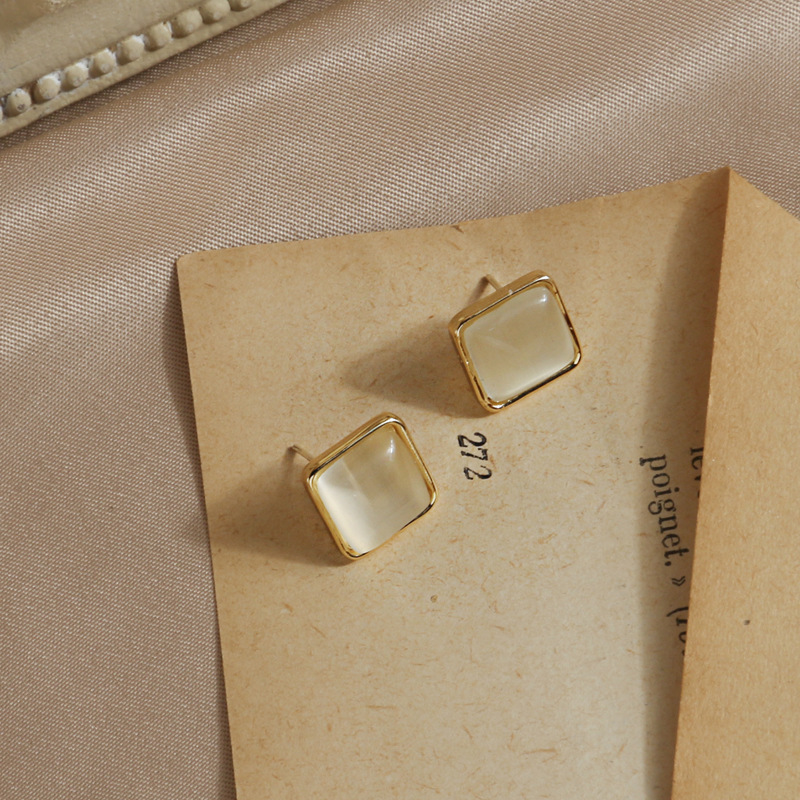 Daily commuting simple square cat's eye stone earrings 925 silver needle wholesale small, exquisite and elegant stud earrings details Picture