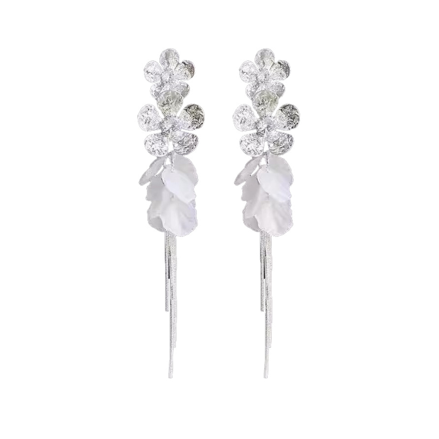 Super Flash Zircon flower seaside vacation style long earrings, women's round face earrings 2025 new style, high-end feel Item Picture