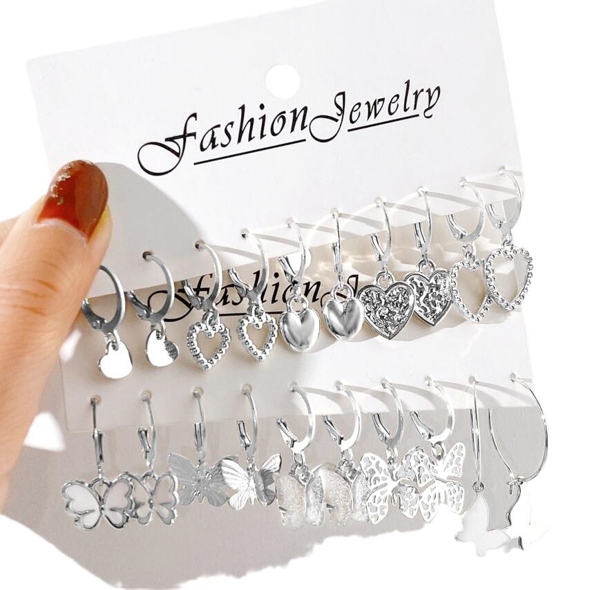 A 10-piece set of creative, retro and simple hollowed-out heart-shaped golden butterfly ear buckles from Europe and America Item Picture