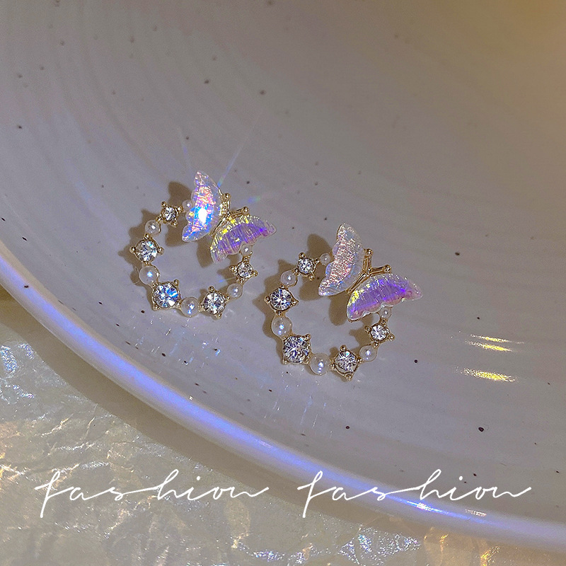 Gentle and sweet butterfly pearl stud earrings, women's exquisite temperament, high-end feel, niche earrings, 2023 new trendy earrings Specification drawing