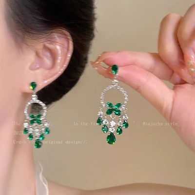 Super heavy industry diamond-encrusted green butterfly tassel earrings, women's light luxury and high-end elegance, stud earrings paired with evening dress earrings thumbnail