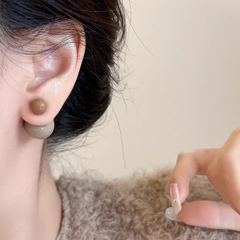 Double-sided large and small pearl stud earrings for women, red New Year festive earrings, light luxury, high-end, niche and unique style earrings Specification drawing