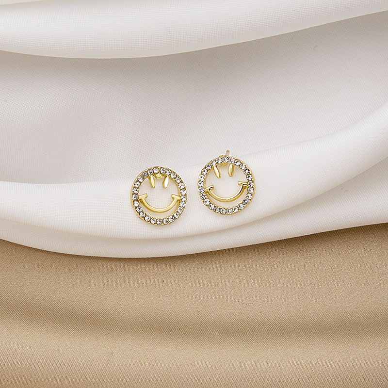 925 Silver Needle Smiley Face Stud Earrings, Korean style, hollowed-out and diamond-encrusted smile, delicate and small earrings, sweet and versatile earrings Application Scenario