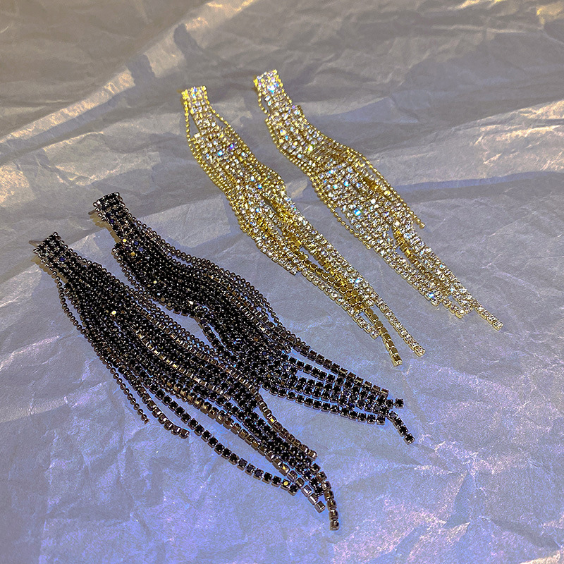 Exaggerated tassel earrings 2025 new style, trendy, light luxury, high-end long earrings, women's European and American personalized and fashionable earrings Specification drawing