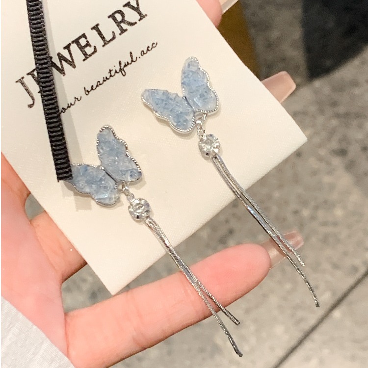 The super ethereal blue butterfly tassel stud earrings are a new 2024 bestseller for women. They exude a high-end feel and are versatile and stylish earrings for Internet celebrities Specification drawing