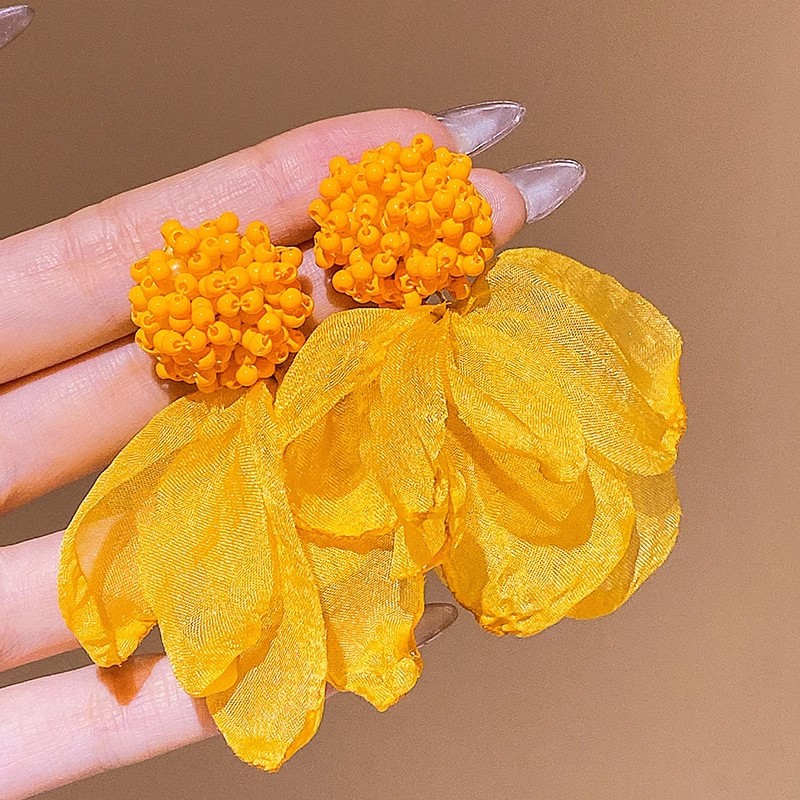 French yellow chiffon flower earrings, retro and ethereal, exaggerated stud earrings, vacation style, and niche design sense earrings Application Scenario