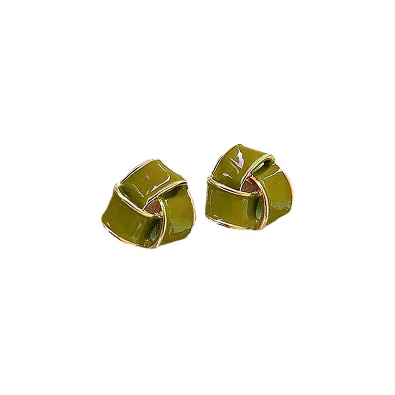S925 Silver needle geometric stud earrings for women, a new style of light luxury and niche design, exuding a sense of elegance and sophistication Item Picture