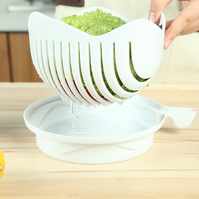 Salad cutter, cut bowls, slice vegetables, slice fruits, salad divider, cut blocks, cutter - a magic tool Application Scenario