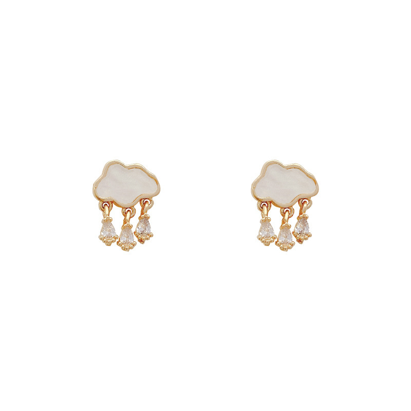 Dongdaemun, South Korea, features micro-inlaid zircon cloud shell stud earrings with an ins style, exuding a high-end and fresh charm Item Picture