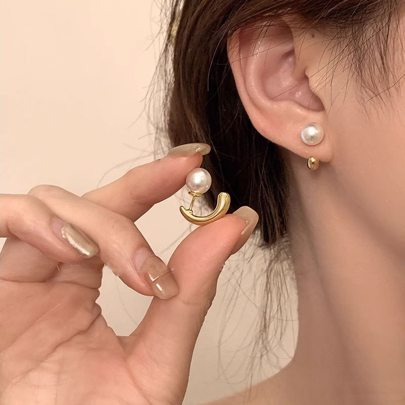 2023 New Design sense, elegant pearl earrings, high-end, niche and individual stud earrings, women's rear hanging light luxury earrings full figure