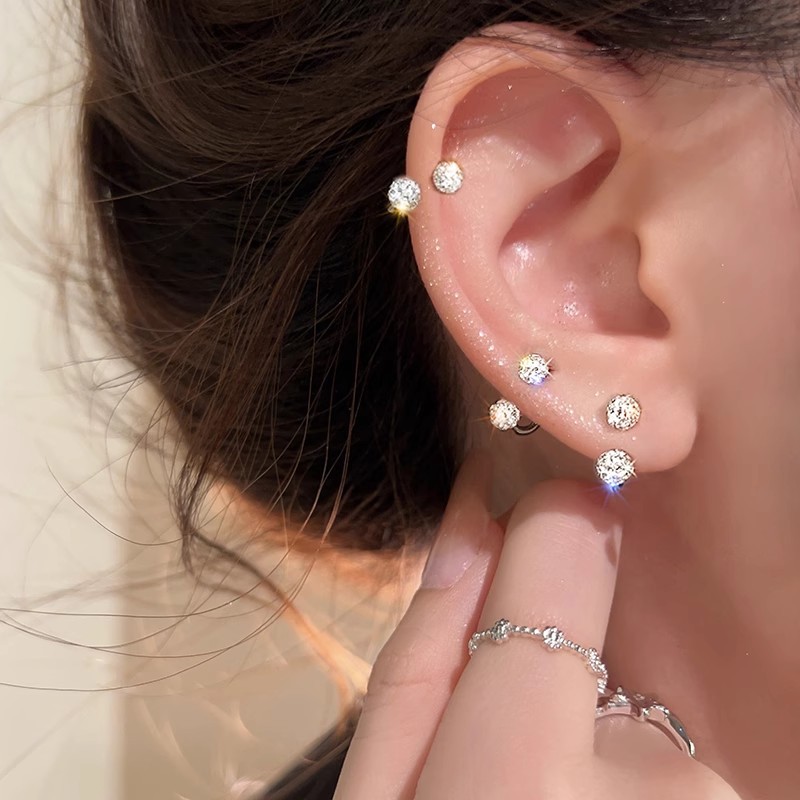 Super sparkling ear bone nails for women, no need to remove them when sleeping. Double-head twist-off horseshoe-shaped two-ring, a niche design, small titanium steel earrings Specification drawing