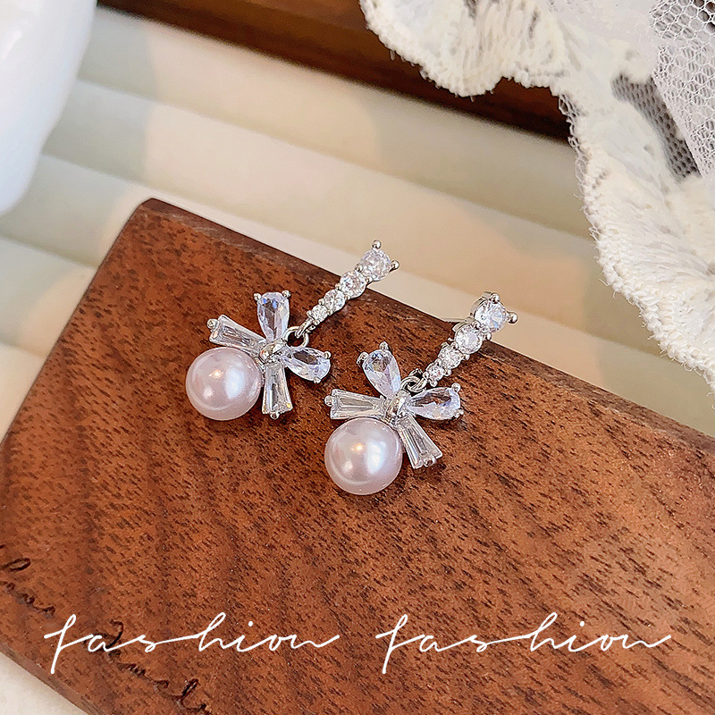 Super Flash Zircon Bow Pearl Earrings 2025 New bestseller Stud earrings, niche design sense, high-end earrings for women Specification drawing