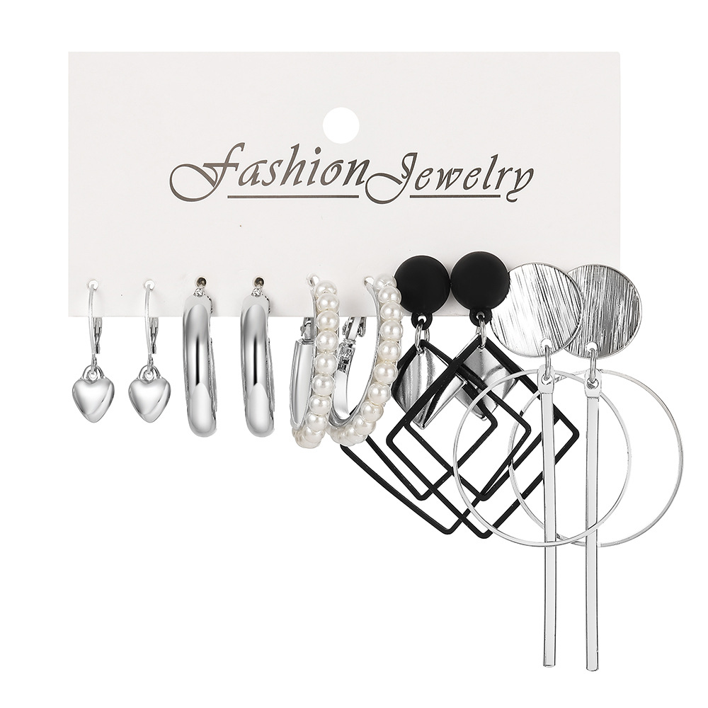 Cross-border supply of new triangular diamond-shaped circular stud earrings from Europe and America, creative retro and fashionable alloy earrings Item Picture