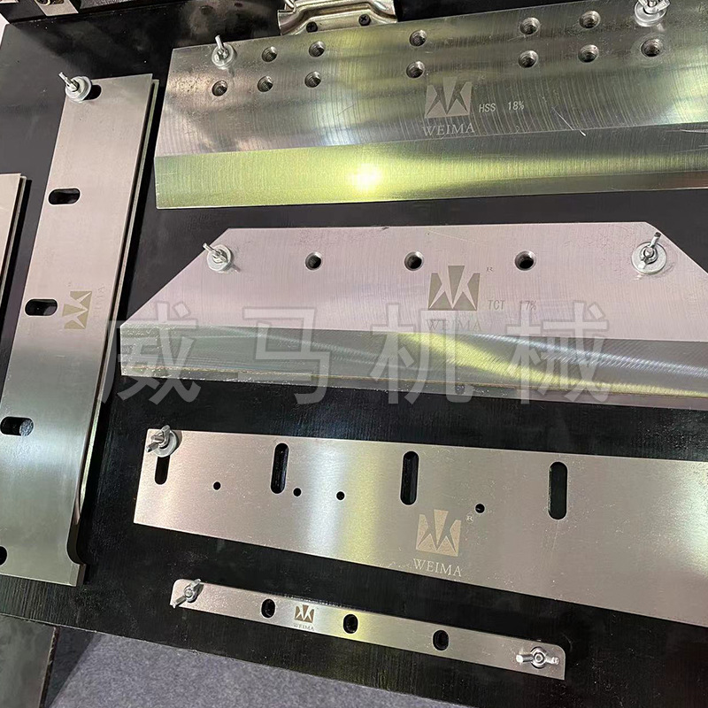 Three-sided knife strip, three-sided knife strip for paper cutting, knife pad rubber strip, three-sided knife strip, nylon knife strip Application Scenario