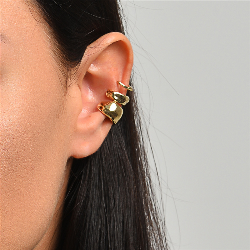 Wholesale of 3-piece set of simple C-shaped alloy ear clips with personalized and trendy earrings and women's accessories for cross-border management in Europe and America full figure