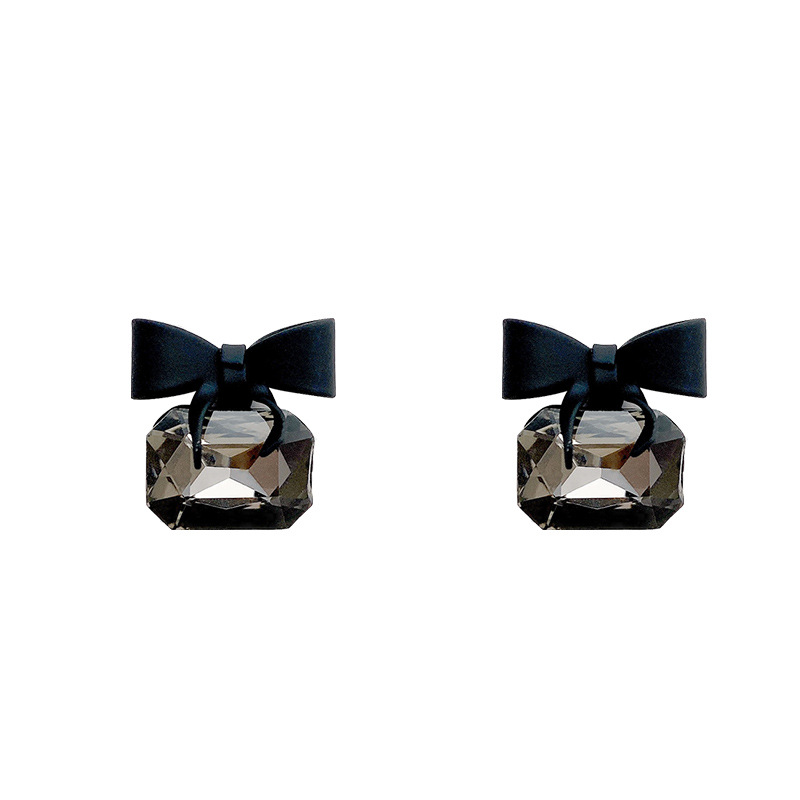S925 Silver needle black bow crystal earrings, a versatile, niche and high-end look for women, small and simple ear studs, trendy earrings Item Picture