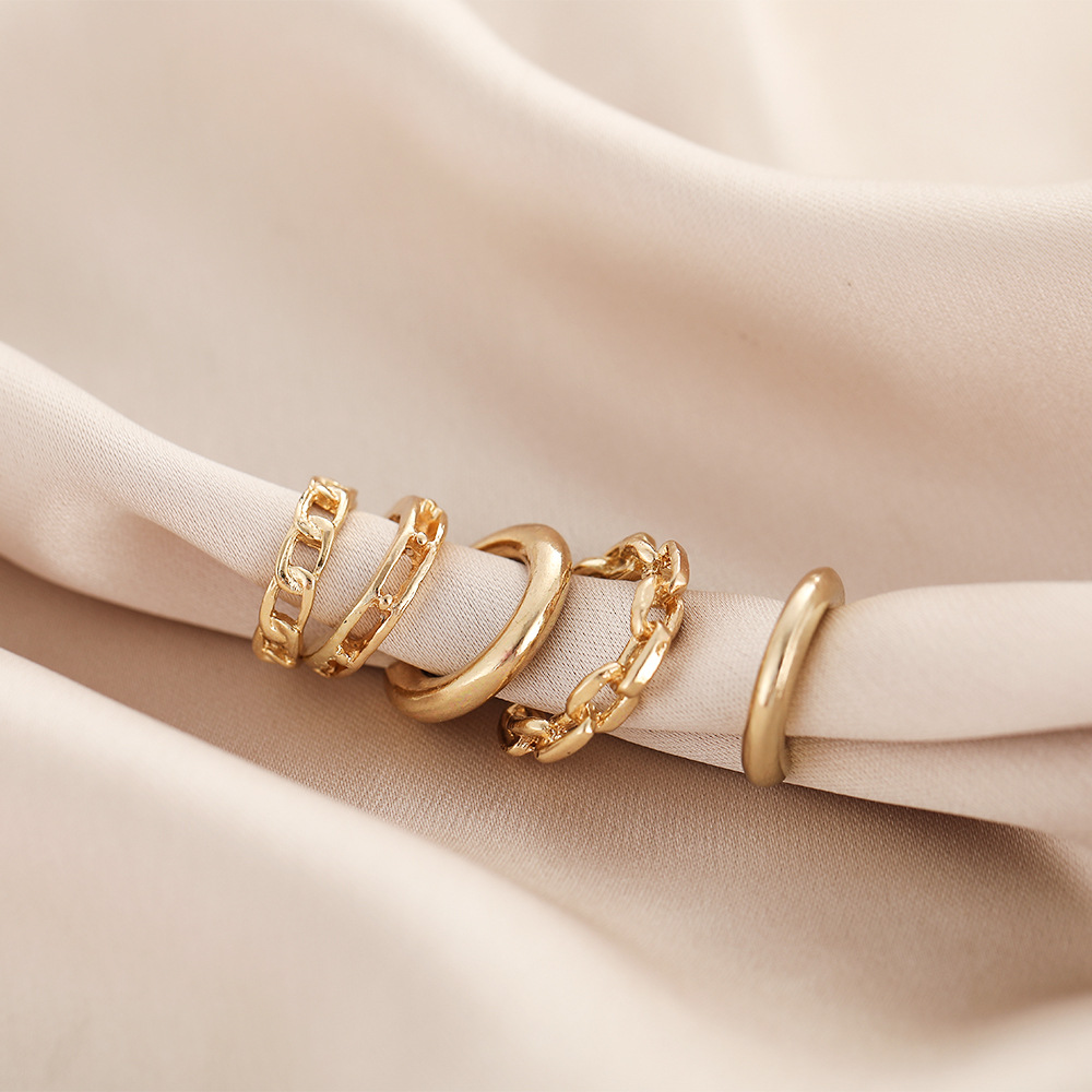 Creative and simple five-piece ear bone clip set without ear holes, personalized golden chain hollowed-out multi-layer earrings, C-shaped ear clip for women Specification drawing