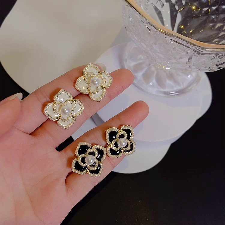 S925 Silver Needle new Camellia Fairy Flower stud earrings, Dongdaemun Clothing from South Korea, trendy earrings full figure
