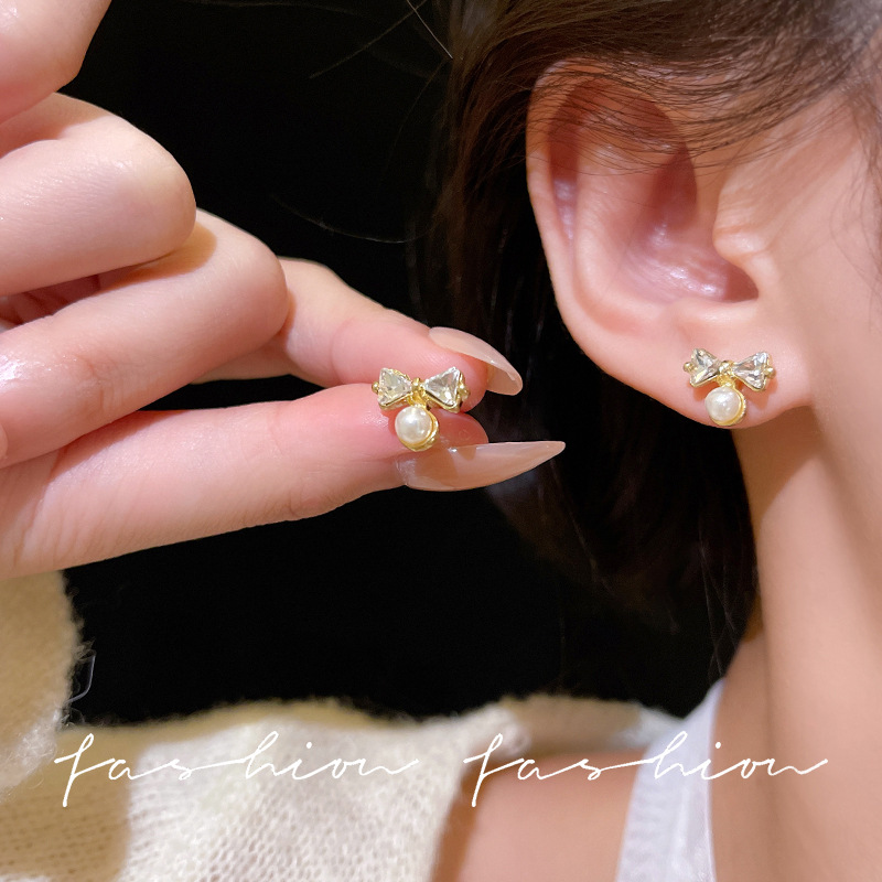 925 Silver needle bow pearl Stud earrings for Women, small, exquisite and high-end style, French retro high-end style earrings details Picture