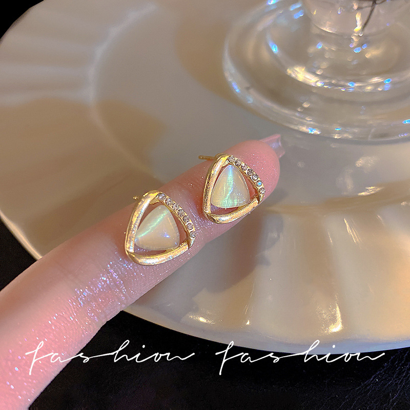 925 Silver Needle cat's Eye Stone Ear studs Women's high-end and trendy trendy earrings 2023 New Style Trendy and Stylish earrings full figure