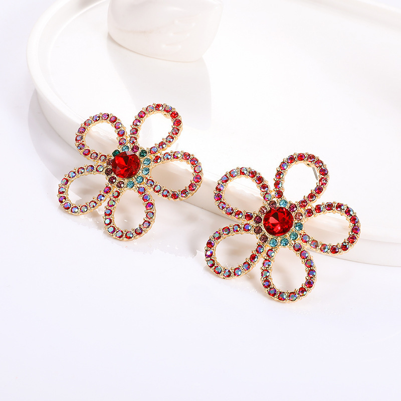 S925 Silver needle cross-border small accessories from Europe and America, seven-color ins diamond-encrusted sunflower stud earrings, versatile and elegant Korean women's ears Application Scenario