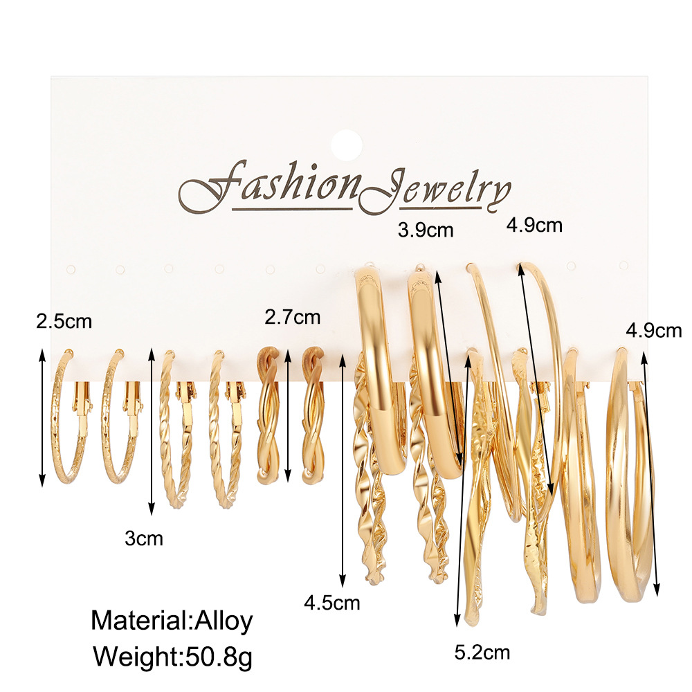 Youdaoplaceholder0 set European and American metal earrings, cross-border new ins earrings, gold C-shaped dot rhindiamond earrings for women Application Scenario