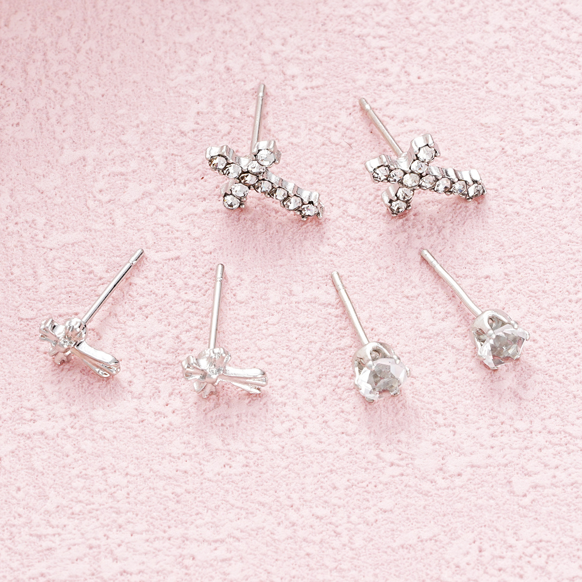 A fresh, fashionable, simple and compact 3-piece set of cross-border new exquisite diamond cross stud earrings Specification drawing