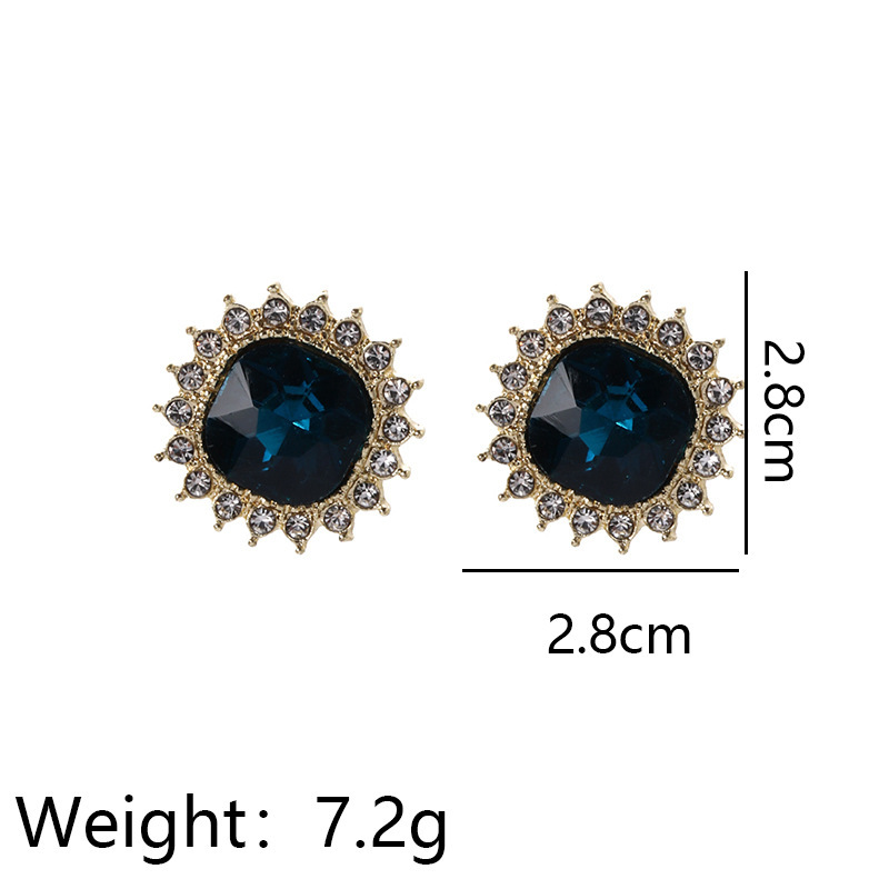 S925 silver needle InS-style simple and fashionable geometric earrings for women, fully set with zircon square stud earrings, with a cold and elegant style details Picture