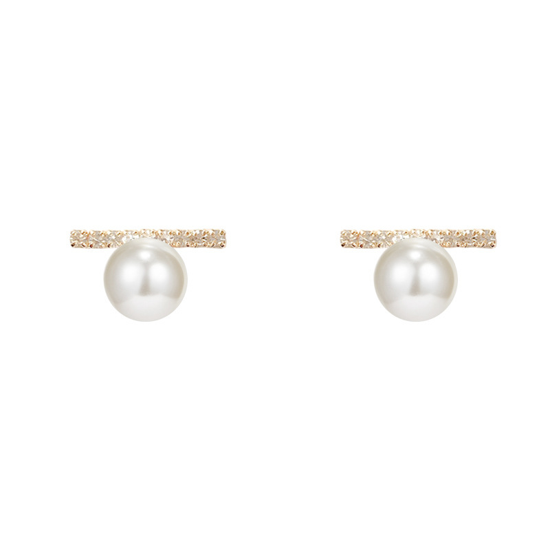 S925 Silver Needle Korean version fashionable one-piece pearl stud earrings, elegant, versatile, simple and new Summer family earrings and accessories wholesale Item Picture
