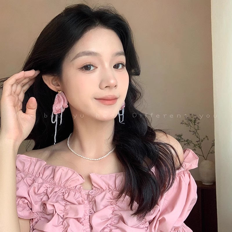Vacation style ~ Flower-shaped heart-shaped earrings for women 2025 New summer forest-themed temperament earrings, vacation style chiffon earrings Specification drawing