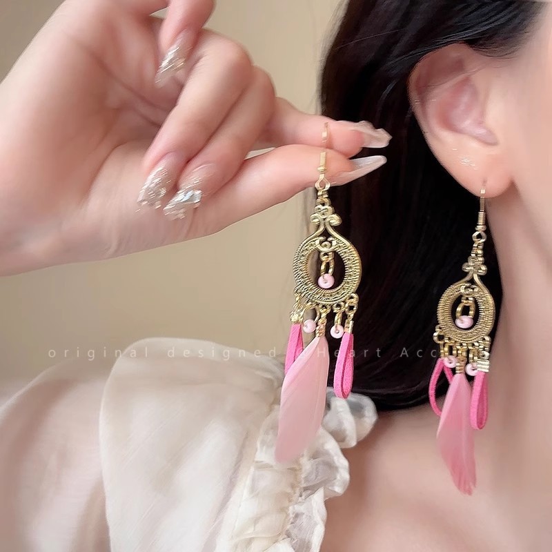 Super fairy tassel feather silver needle earrings, women's niche retro exotic ethnic style stud earrings, Bohemian earrings and ear hangers Specification drawing