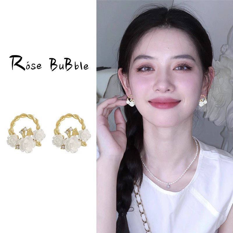 French retro camellia stud earrings for spring and summer, exuding a high-end and exquisite forest-themed beauty. Earrings for women with round faces full figure