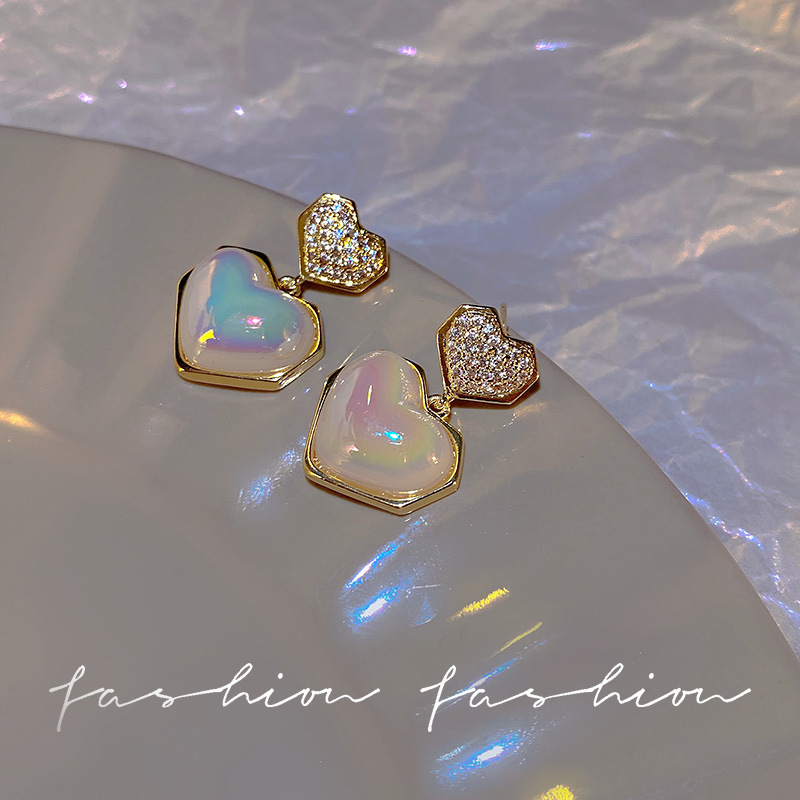 S925 Silver Needle Mermaid Color heart-shaped Pearl Earrings for women, full diamonds, light luxury, trendy, versatile and elegant stud earrings Specification drawing