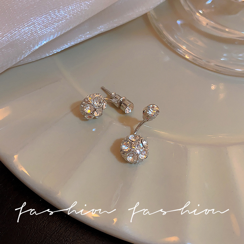925 Silver Needle Full Diamond Super Shiny Light Luxury stud earrings, niche high-end feel, delicate back-hanging earrings, small and elegant earrings Application Scenario