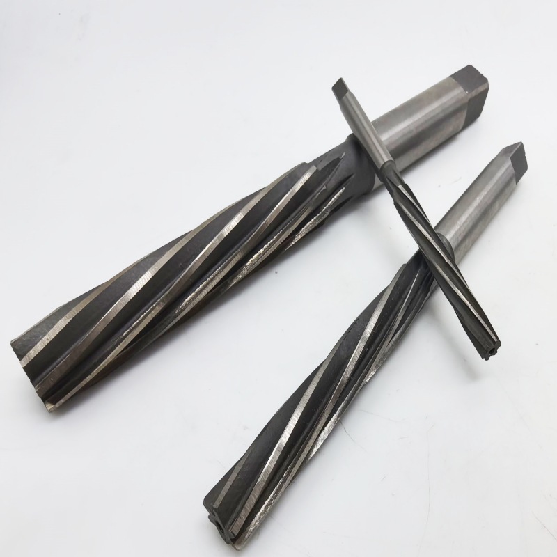 HSS Hand helical reamer W4241 high-speed steel straight handle helical reamer manual square head 3-20H7H8 manufacturer Application Scenario