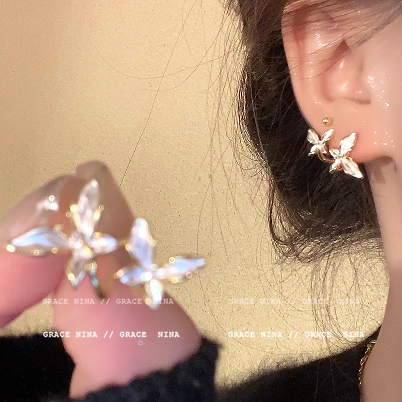 French gentle butterfly stud earrings, a new bestseller in 2025, exude a high-end feel. Women's 925 silver needle earrings, a stylish and elegant accessory Specification drawing