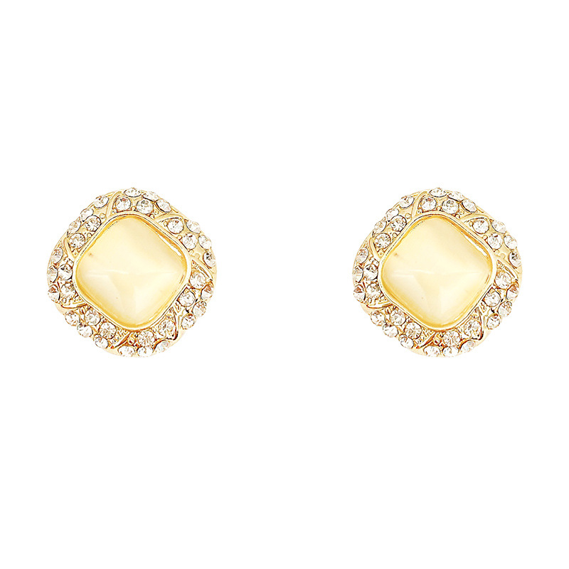 925 Silver Needle water Diamond Cat's Eye Stone retro small Stud earrings with a high-end feel, 2023 new style feminine earrings Item Picture