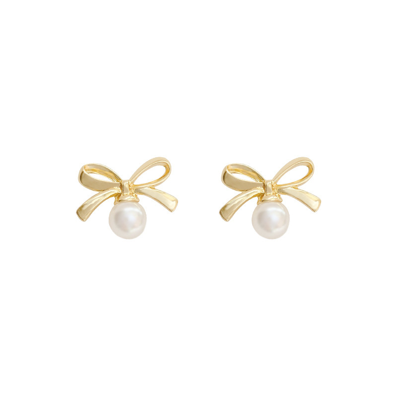 S925 Silver needle retro bow metal earrings, versatile and personalized pearl stud earrings in a Hong Kong style, the same as the popular earrings Item Picture