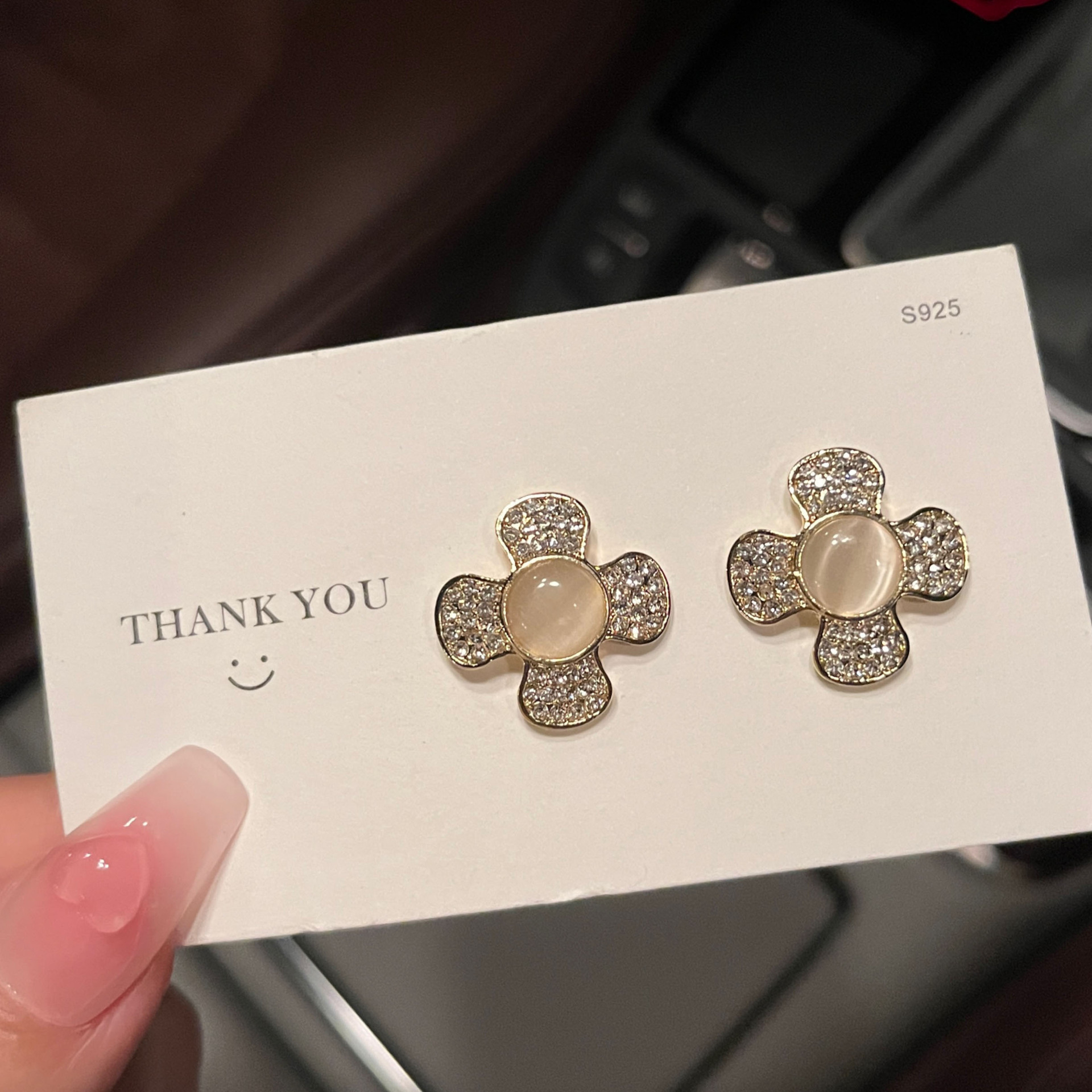 S925 Silver Needle imitation cat's eye stone diamond-encrusted flower stud earrings for women, simple and versatile summer earrings, new trendy earrings details Picture