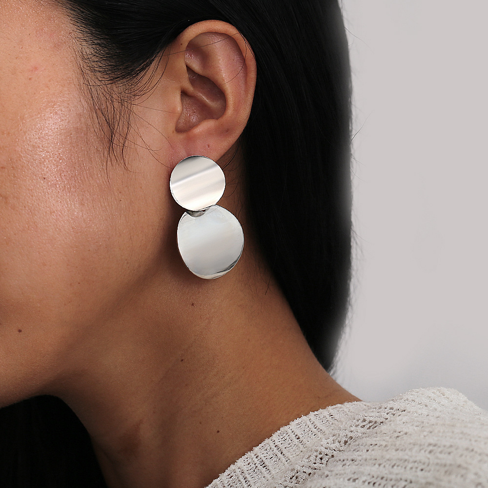 Han Zhishang Cross-border Personalized Earrings, creative and simple style, metal element Exaggerated earrings, Women's jewelry Specification drawing