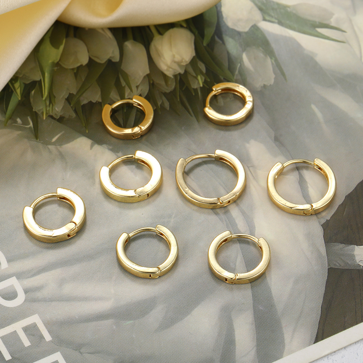 New, simple and cool, Ins style, 4-sized ear rings, Amazon bestseller, creative copper earrings Specification drawing