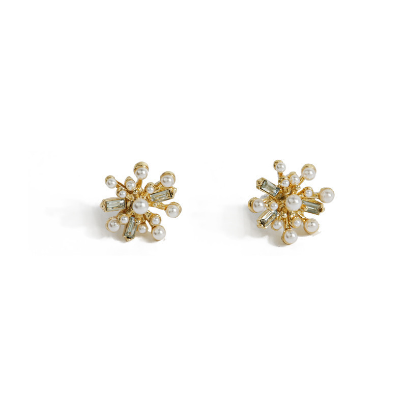 French court retro flower pearl stud earrings, ins retro Internet celebrity fireworks camellia earrings, 925 silver needle wholesale Item Picture