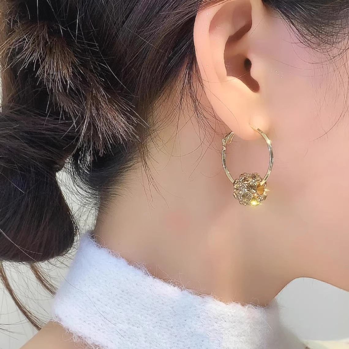 European and American cross-border fashion zircon round ball earrings, women's niche design sense stud earrings, light luxury and high-end full diamond earrings details Picture