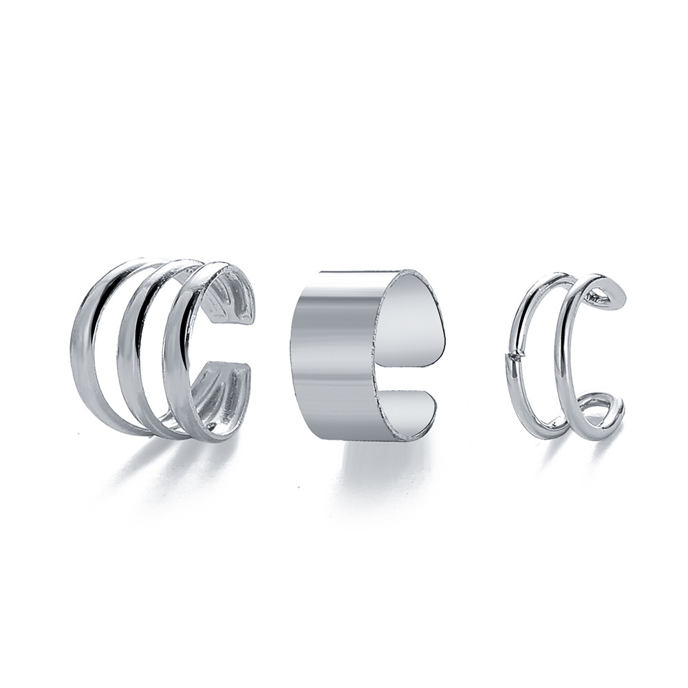 Wholesale of the new creative and simple five-piece set of ear bone clips without ear holes, cross-border perforated multi-layer earrings and C-shaped ear clips Application Scenario